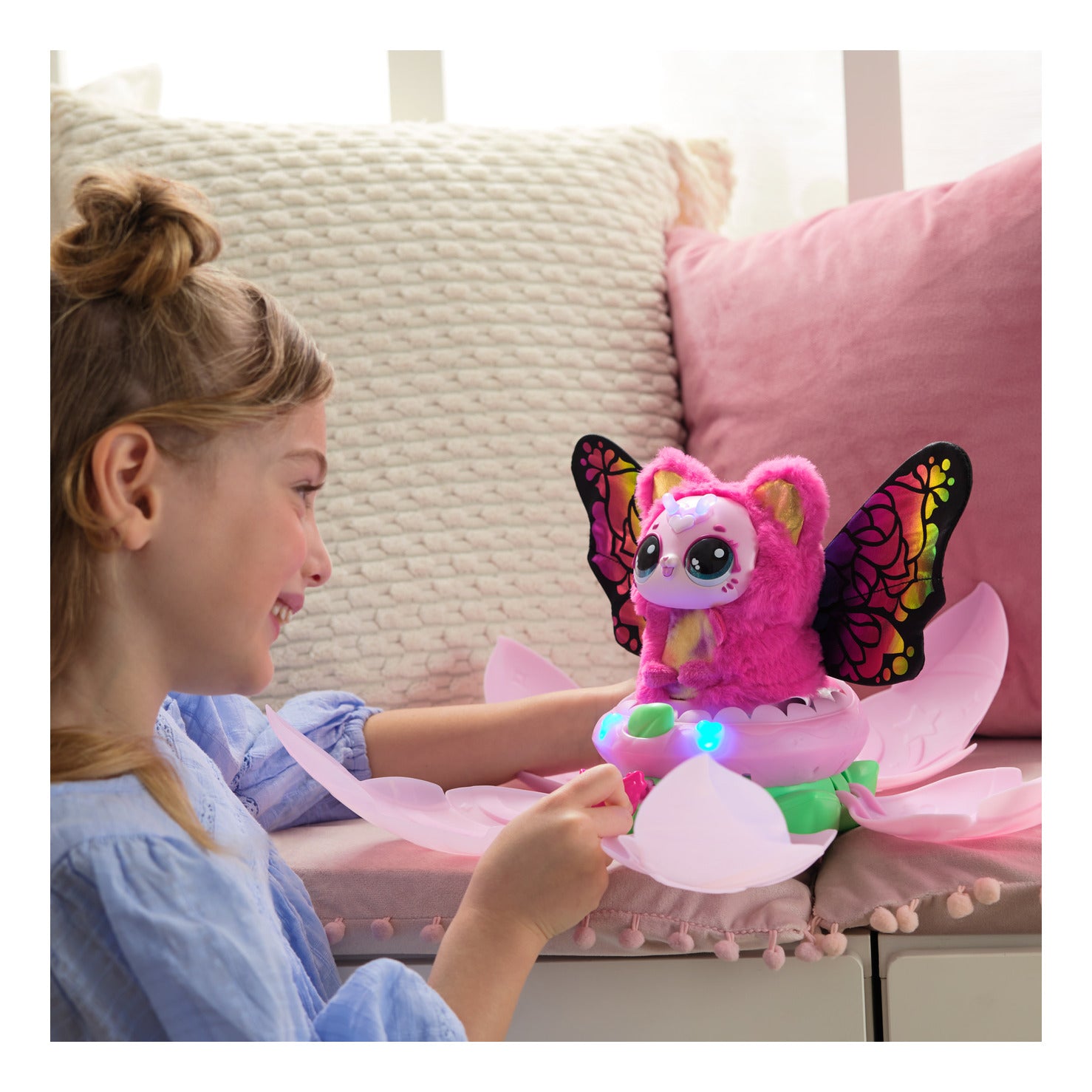 Hatchimals Bloomables Kittyfly Surprise Interactive Toy