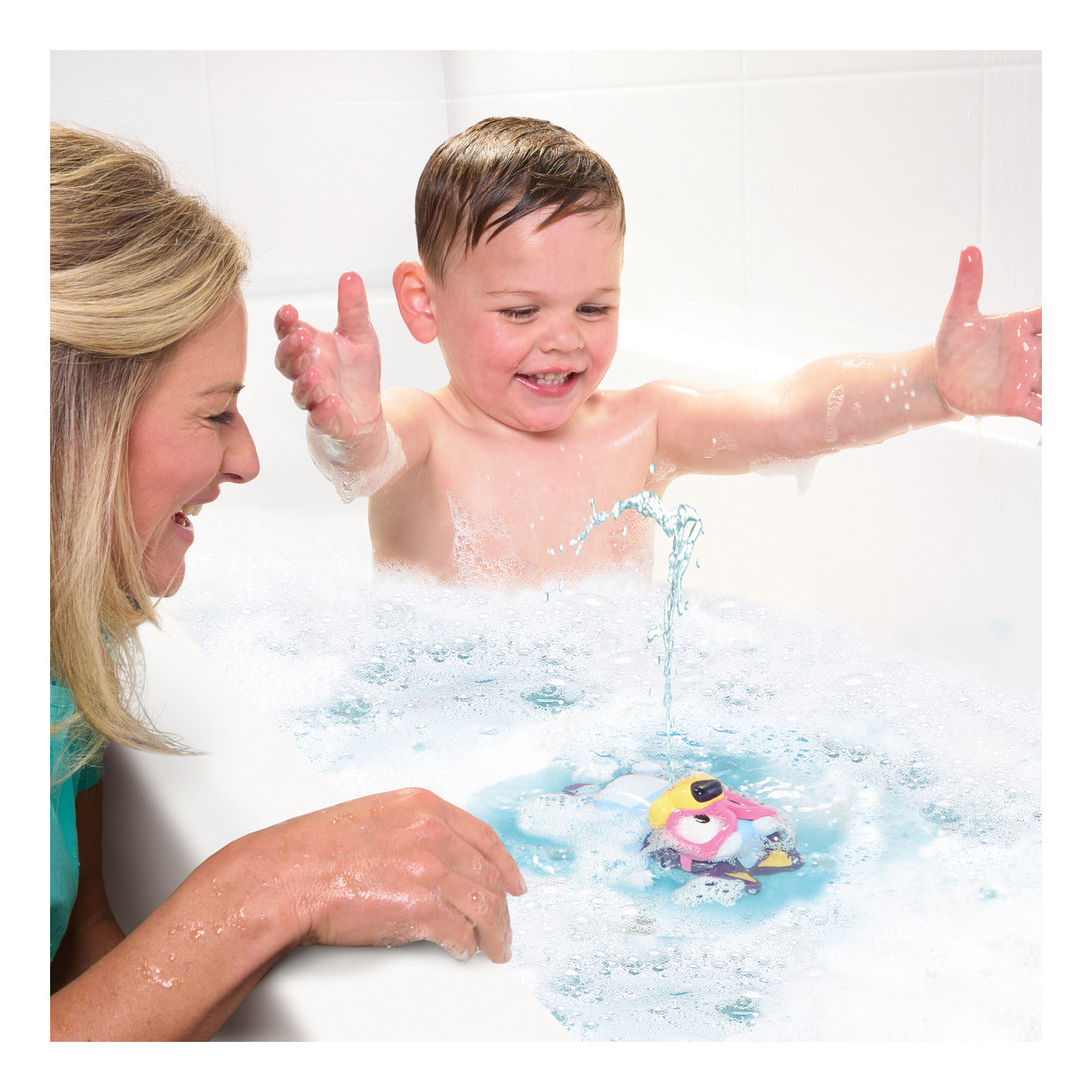 TOMY Toomies Bluey Swim School Bath Toy