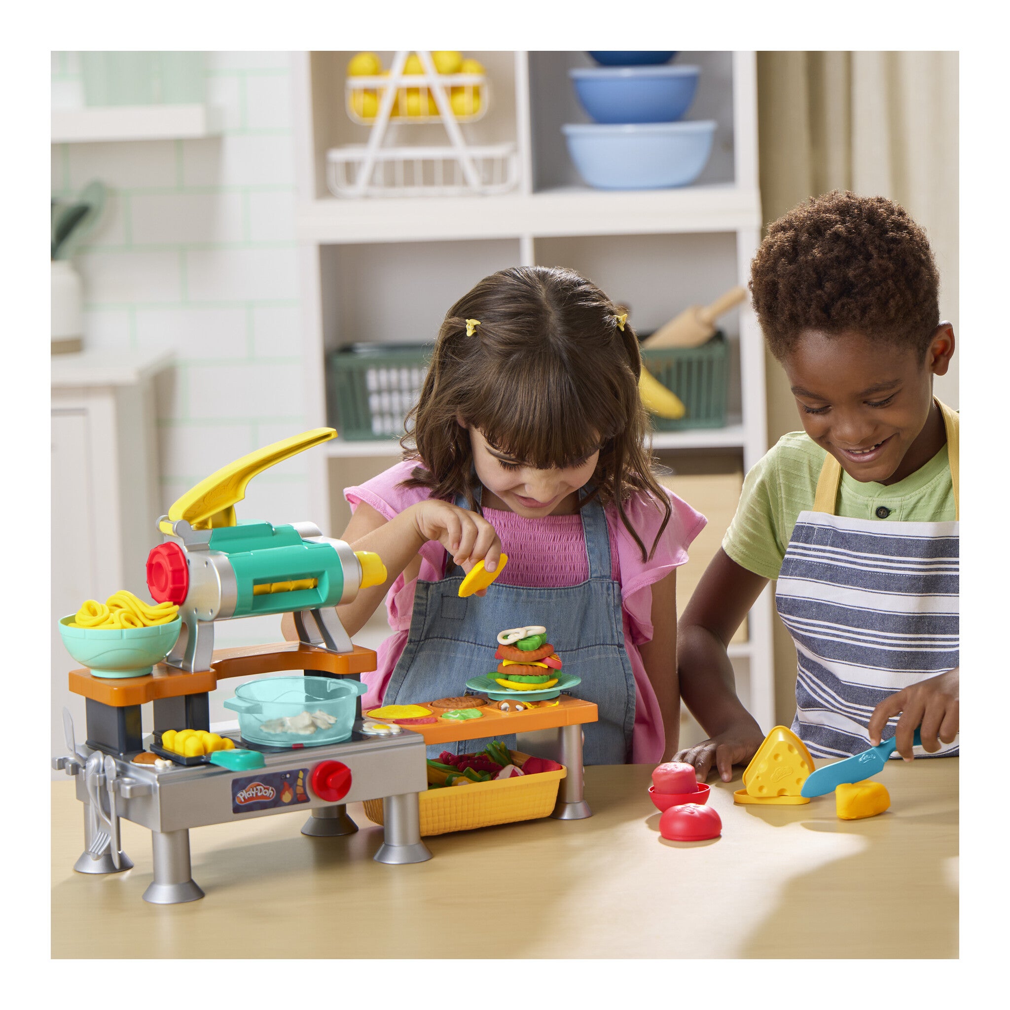 Play-Doh Super Sizzlin' Kitchen Playset with Real Cooking Sounds