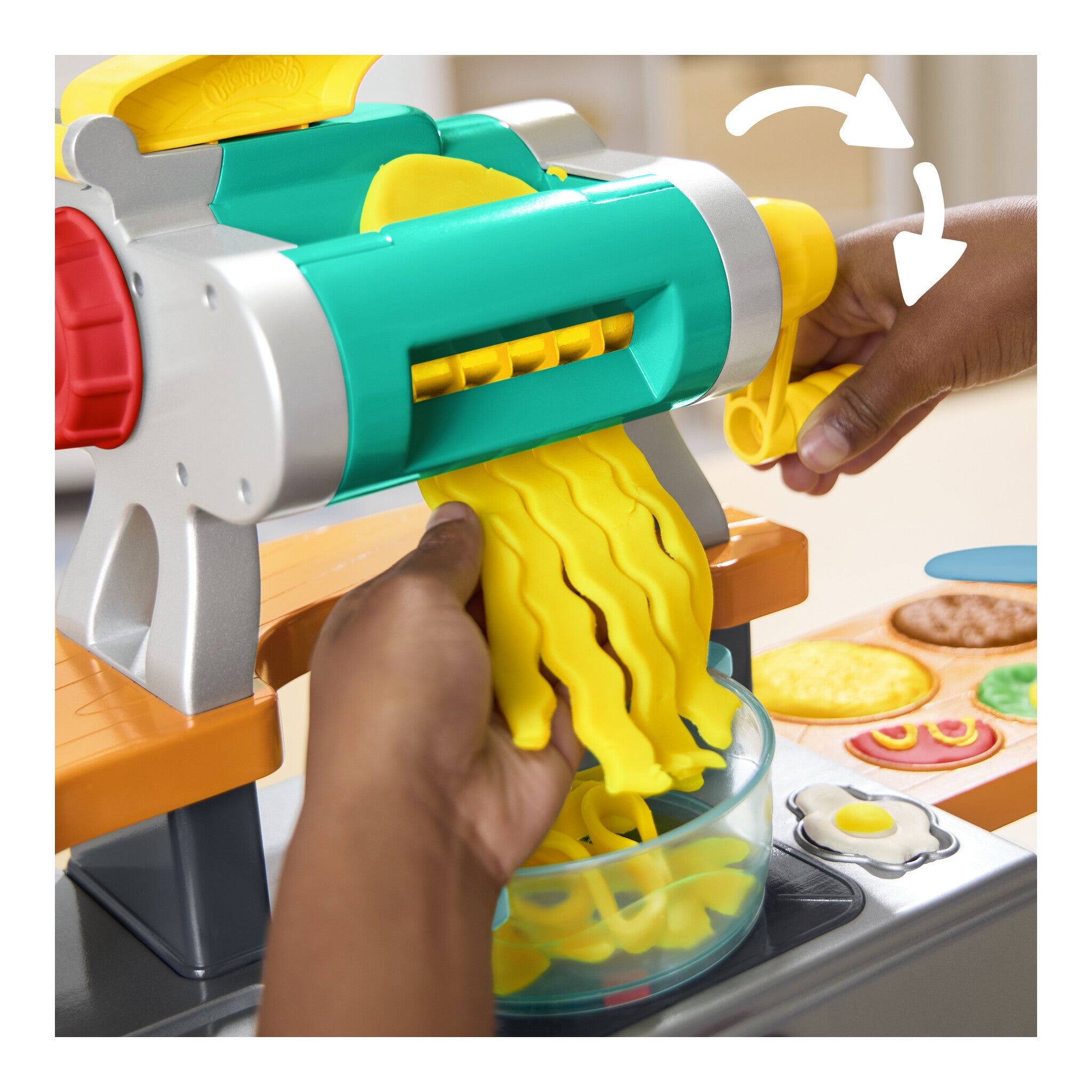 Play-Doh Super Sizzlin' Kitchen Playset with Real Cooking Sounds