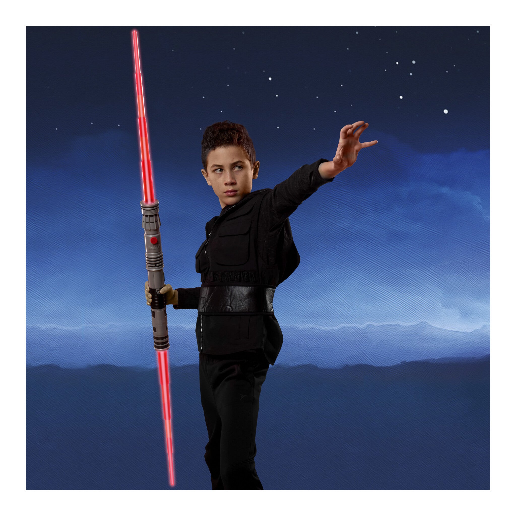 Hasbro Star Wars Darth Maul Electronic Double-Bladed Lightsaber