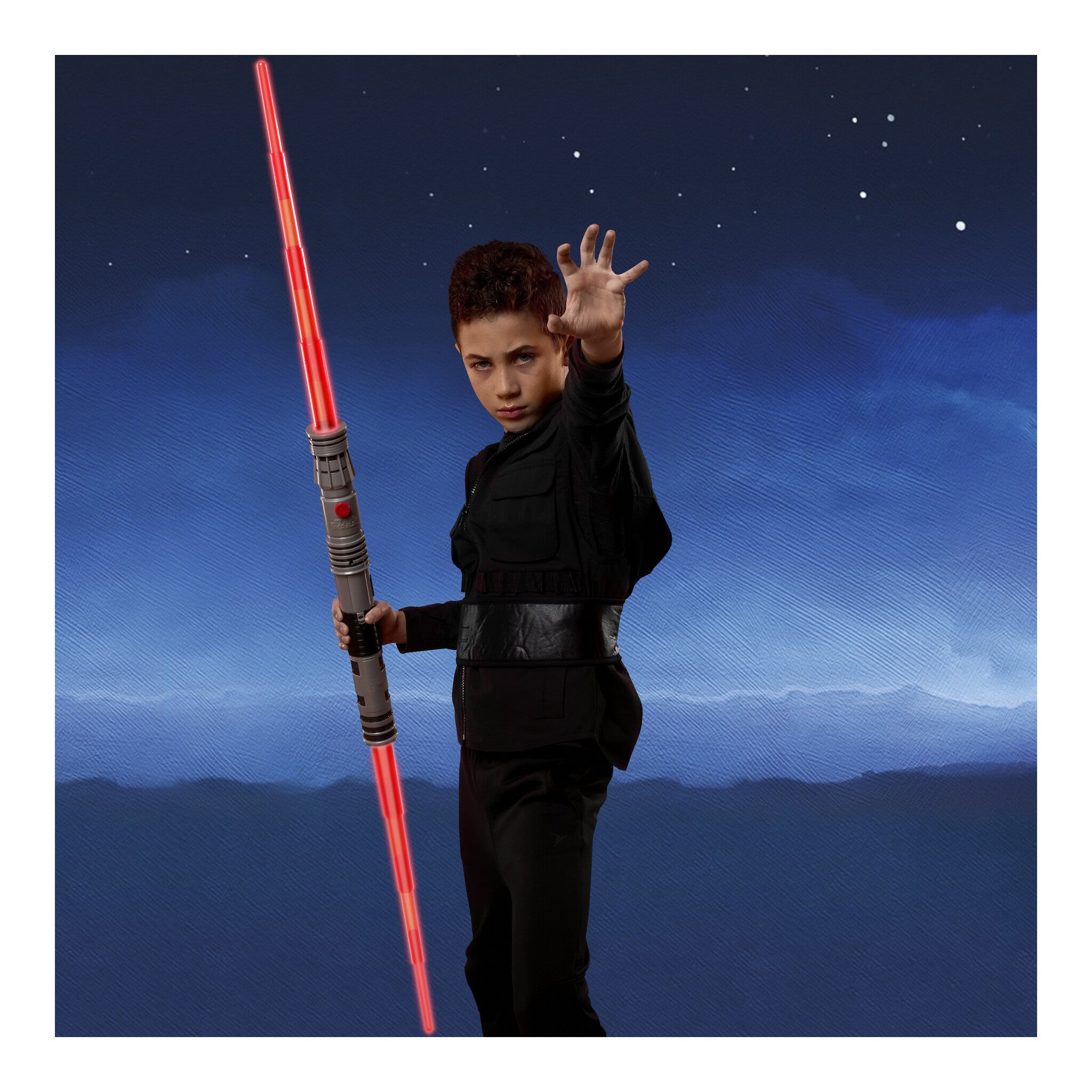Hasbro Star Wars Darth Maul Electronic Double-Bladed Lightsaber