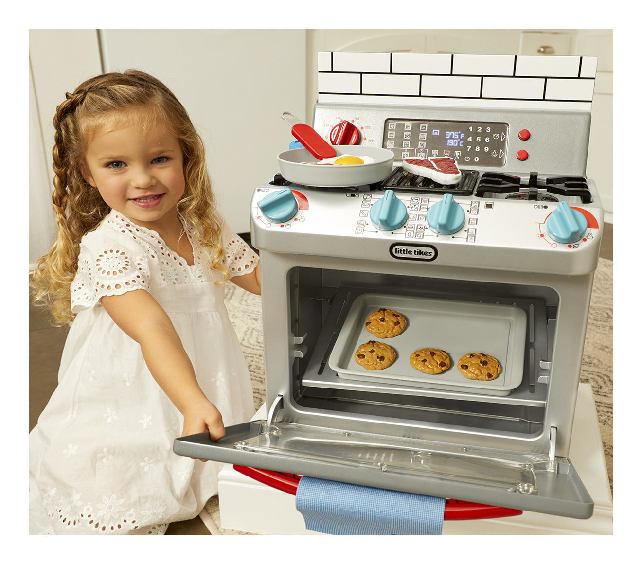 Little Tikes First Oven Pretend Play Kitchen Toy