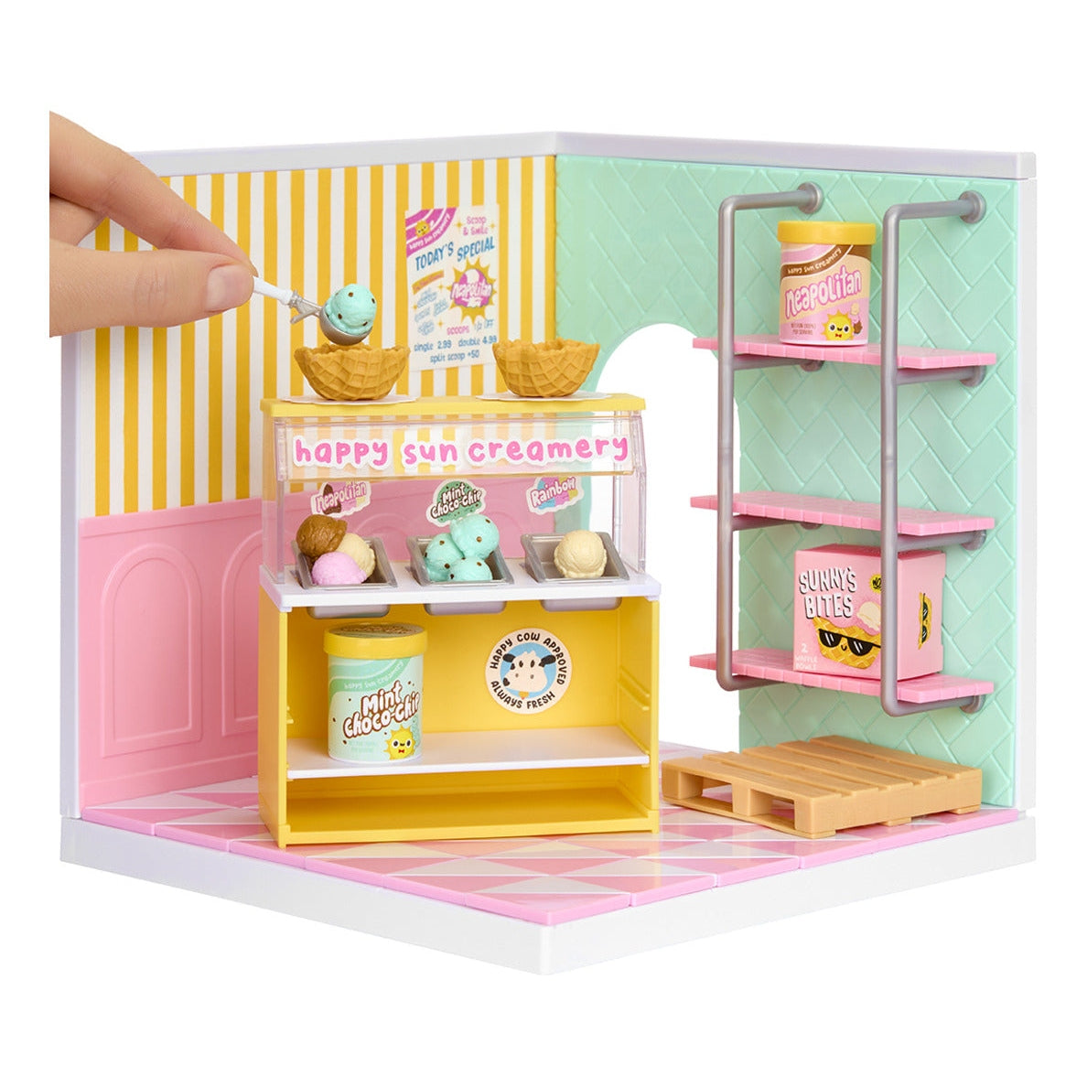 MGA's Miniverse Make It Mini Spaces Ice Cream Shop Starter Pack