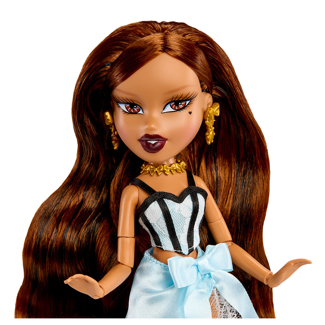 Bratz Stylin' Birthdayz Yasmin Fashion Doll with Customisable T-Shirt