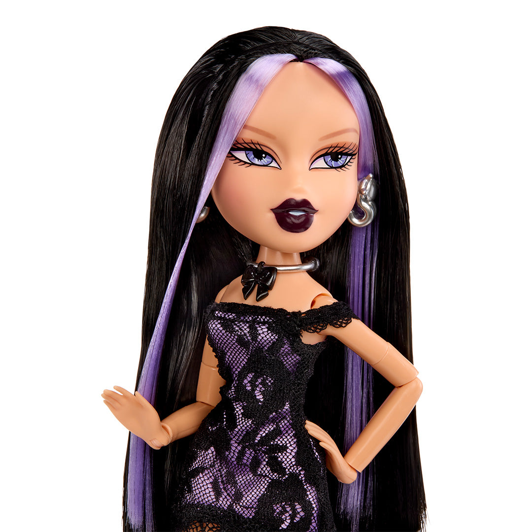 Bratz Stylin' Birthdayz Jade Fashion Doll with XL T-Shirt