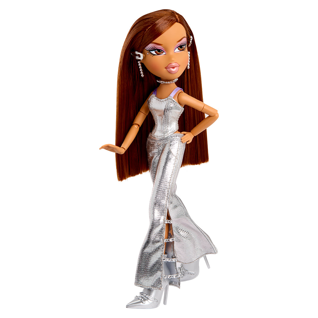 Bratz Stylin' Charmz Yasmin Fashion Doll with Collectible Charm