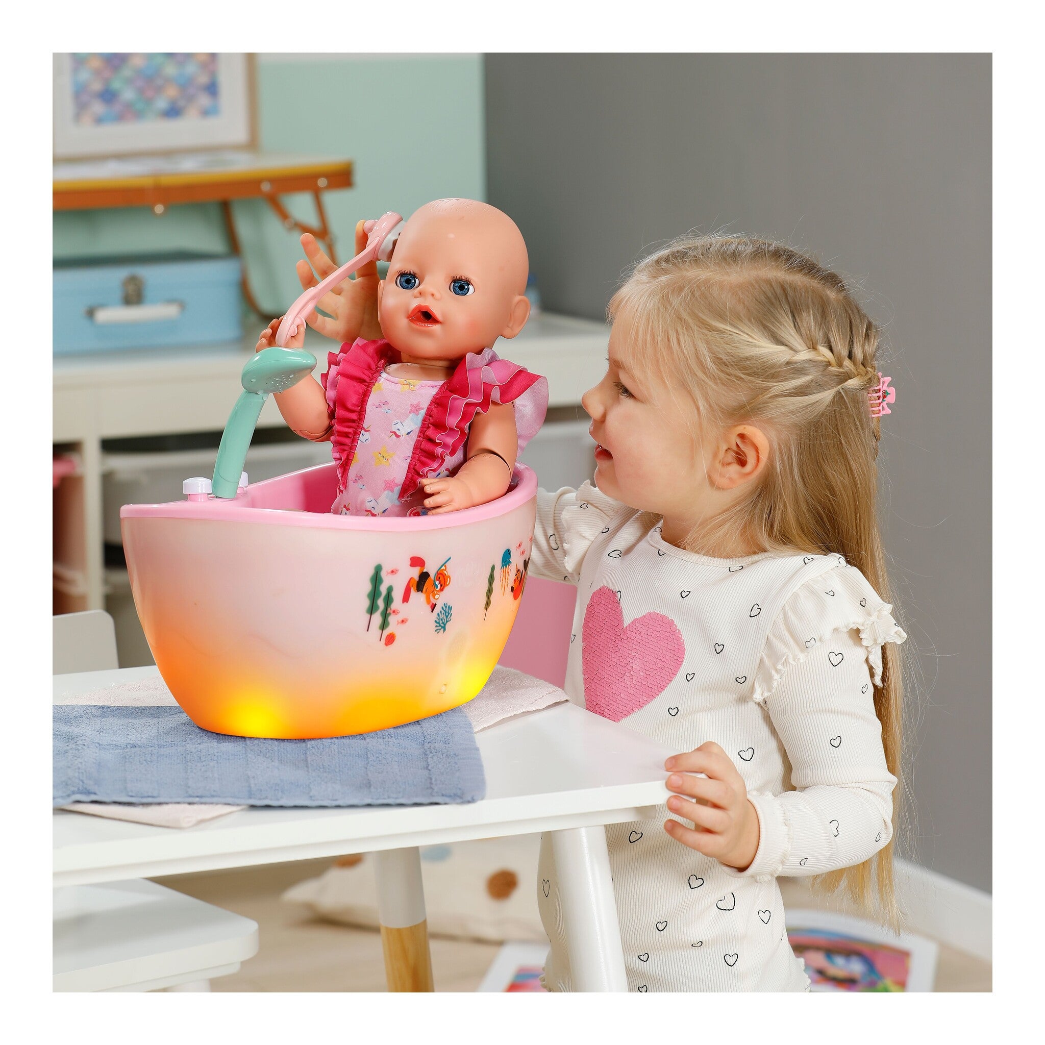 BABY born Bathtub with Light and Sound Effects
