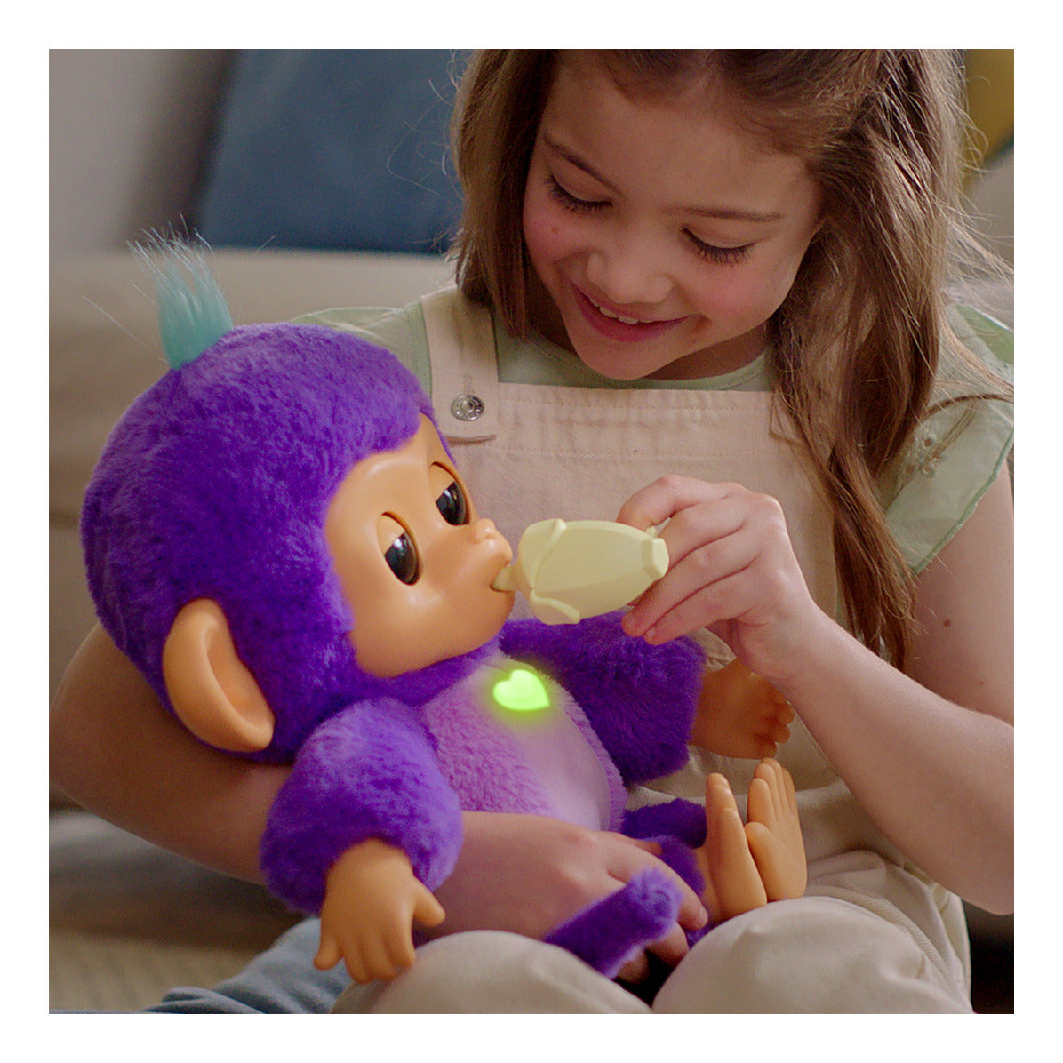 Fingerlings Care 'n' Cuddles Interactive Baby Monkey Sunny