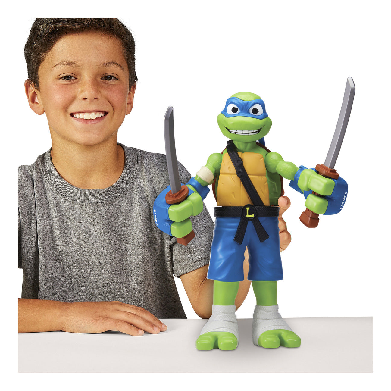 Teenage Mutant Ninja Turtles Tales Giant Roll ’N Punch Leonardo Figure