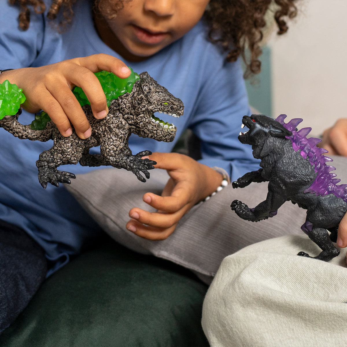 Schleich Eldrador Creatures Shadow Lynx vs Rock Crusher Figure Set