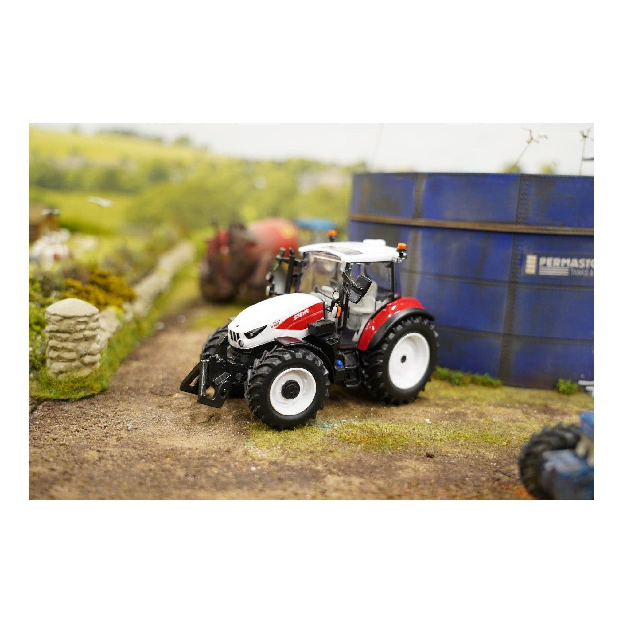 Britains Steyr Plus 4120 Tractor 1:32 Scale