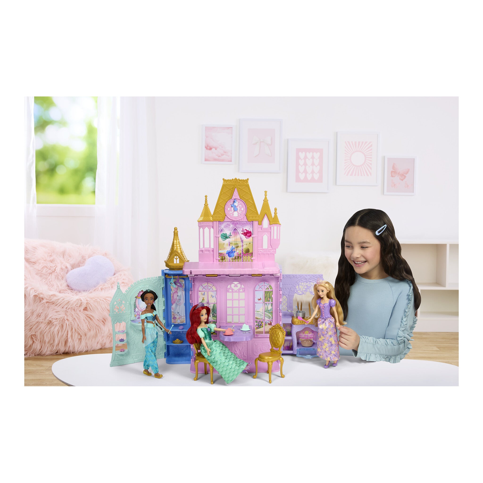 Disney Princess Rapunzel Close & Carry Castle Playset with Doll
