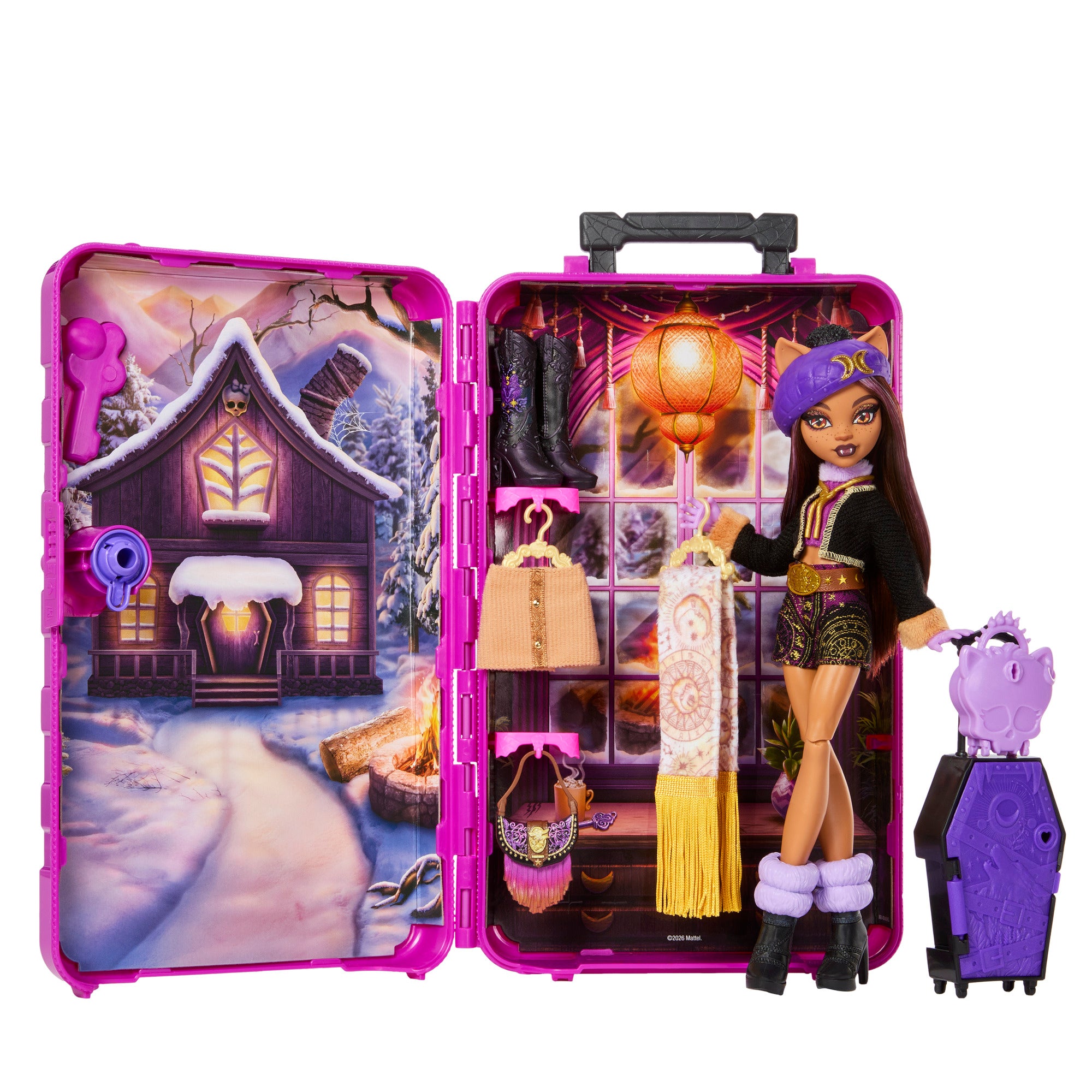 Monster High Skulltimate Secrets Cabin Slay-Cation Clawdeen Wolf Doll and Accessories