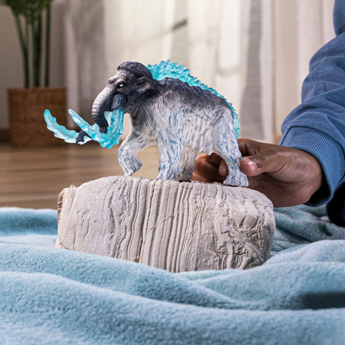 Schleich Eldrador Creatures Frost Mammoth Figure 70829