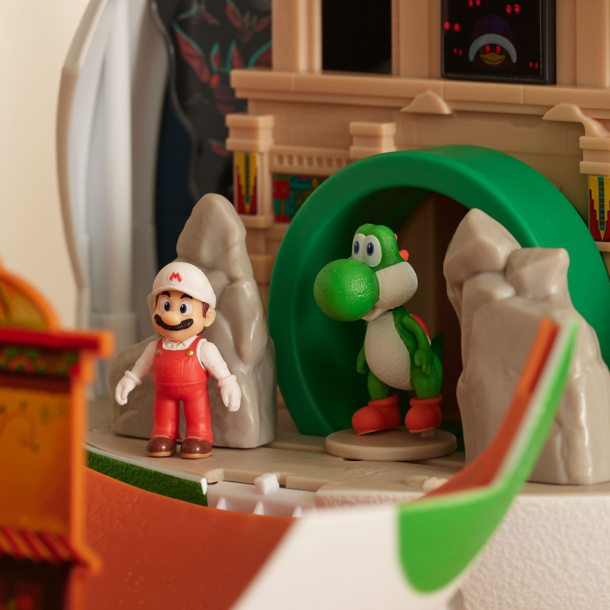 Super Mario Galaxy Movie Yoshi Egg Playset with Yoshi and Fire Mario Figures 8019299543224