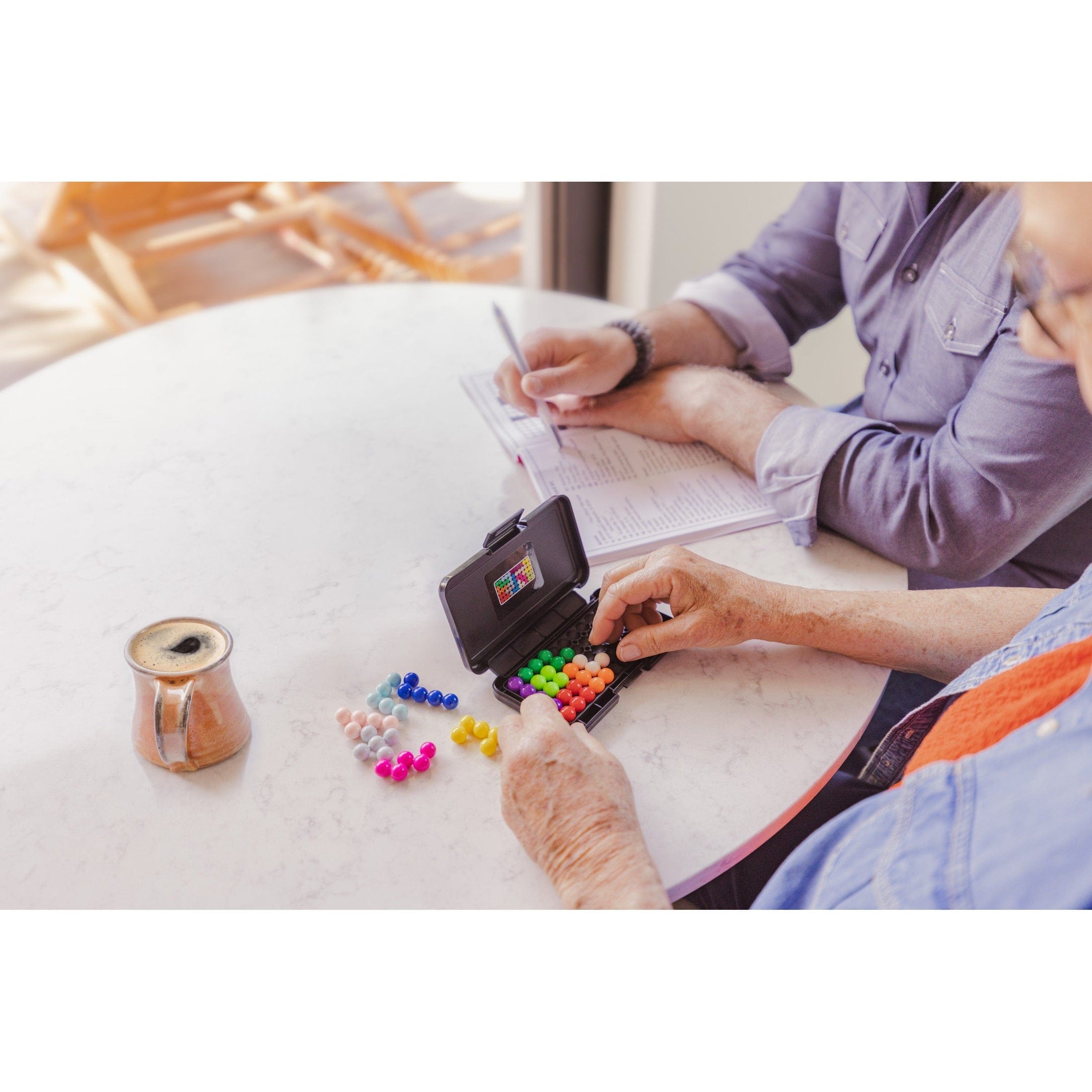 Learning Resources - Kanoodle Puzzle Game for All Ages 086002029782