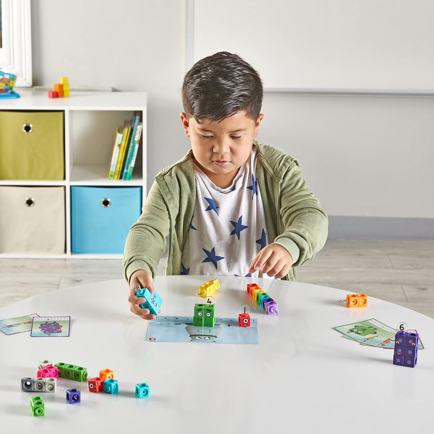 Learning Resources - Mathlink Cubes - Numberblocks 1-10 Activity Set 5055506408381