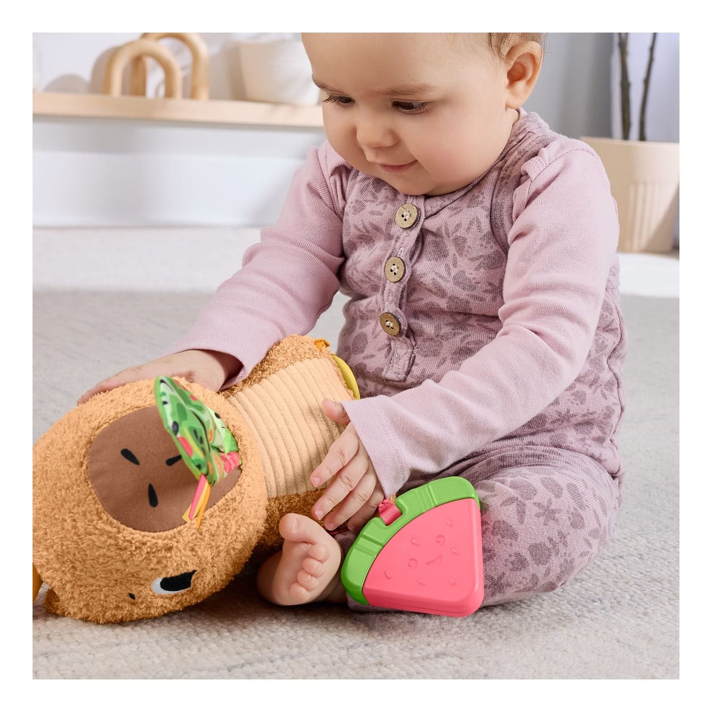 * Fisher Price Sensimals Snuggly Snacky Capy 194735254262