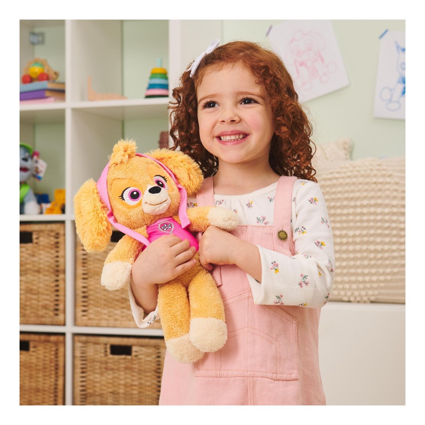 Gund Paw Patrol Official Skye Take-Along Plush 778988600481