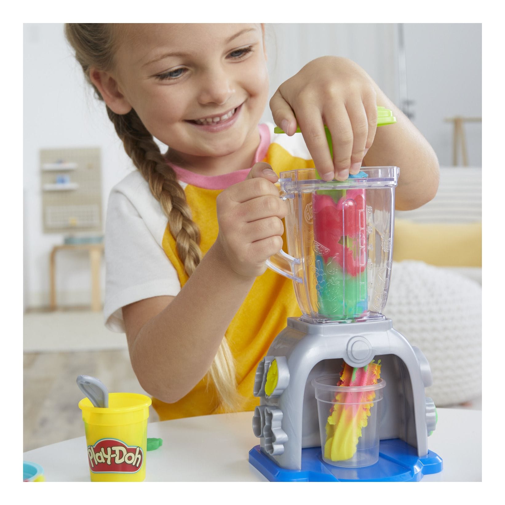 J! Play-Doh Swirlin Smoothies Blender Playset 5010996216557