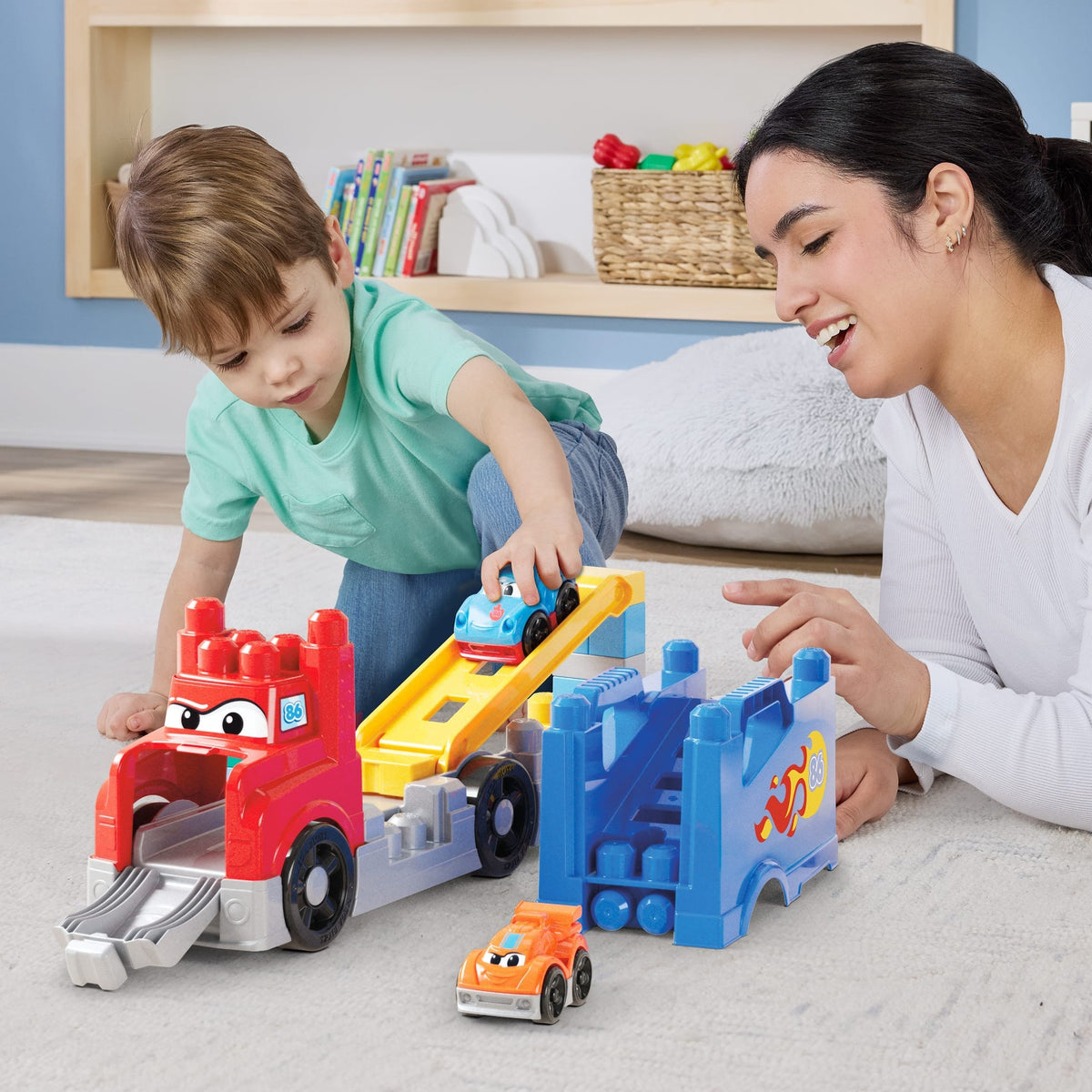 Mega Bloks Build and Rig Race Set with Real Racing Sounds and Buildable Race Car 194735303977