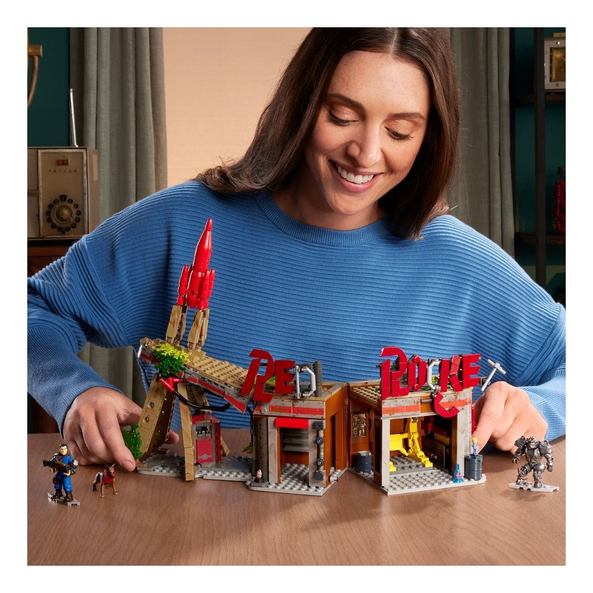 * Mega Bloks Fallout - Red Rocket Truck Stop 194735237449