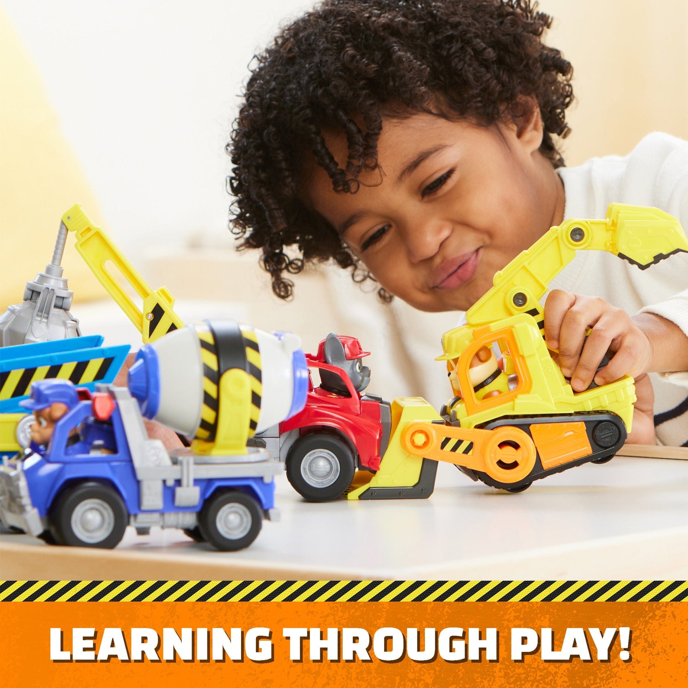 Rubble & Crew – Mix's Mixing Truck Playset 778988456958