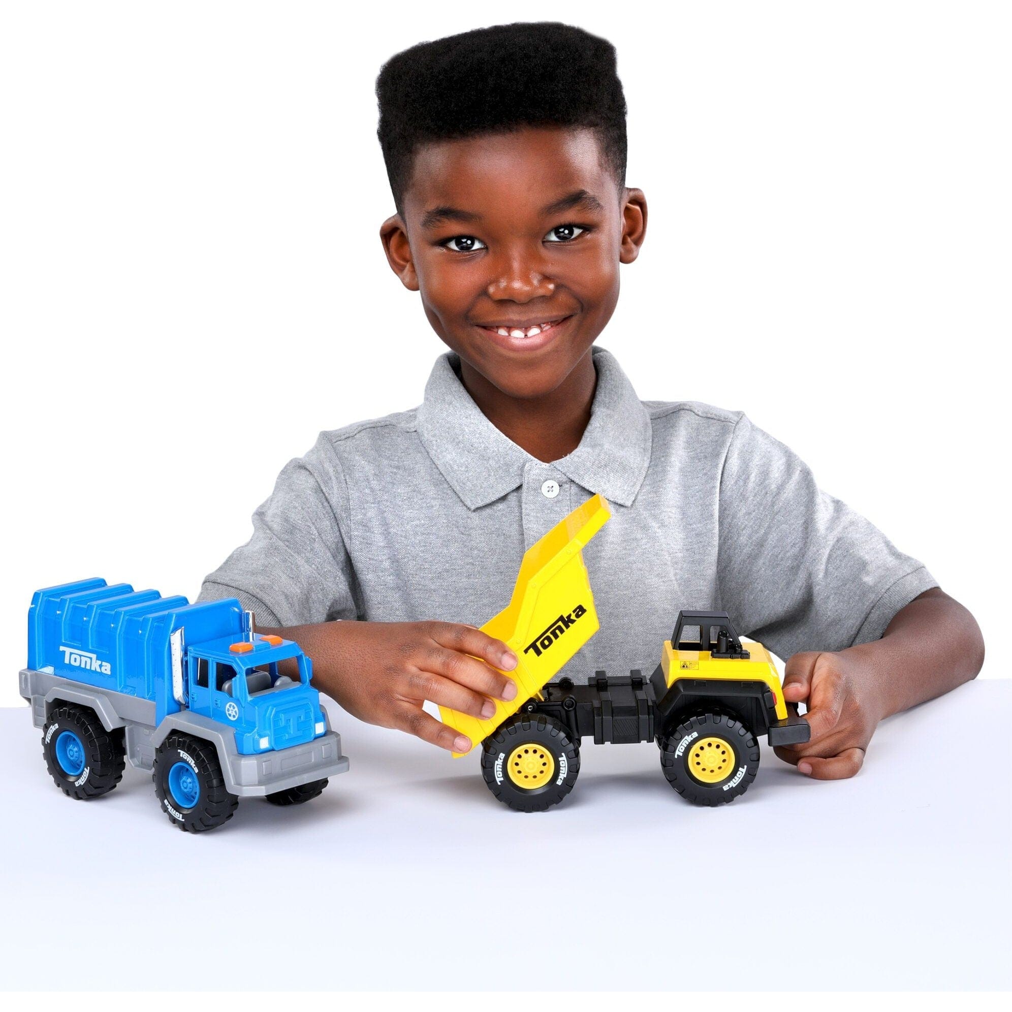 Tonka - Mighty Metal Fleet Dump Truck 885561060614