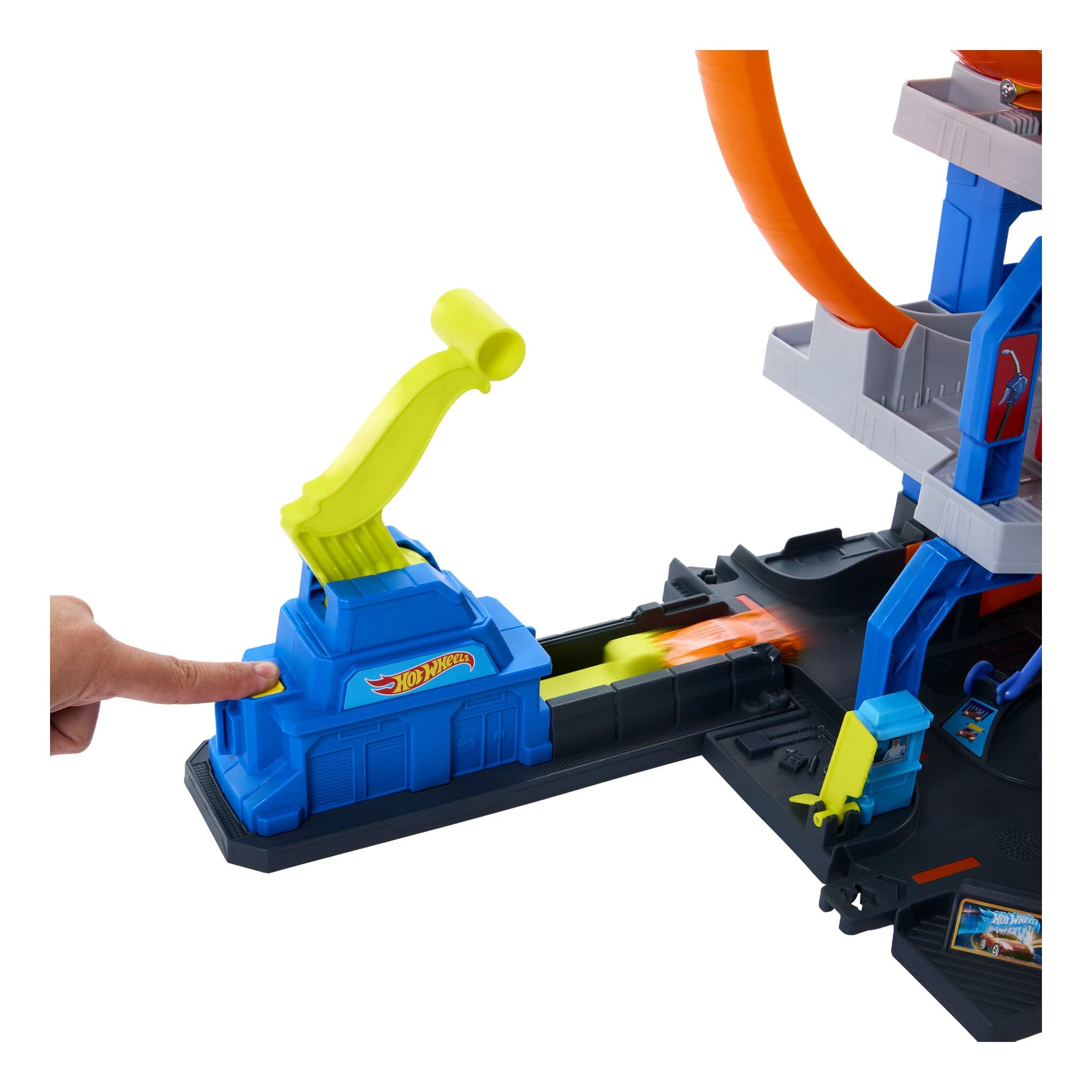 Hot Wheels City Mega Loop Garage Playset for Kids with Thrilling Adventures and Imaginative Play 194735264162