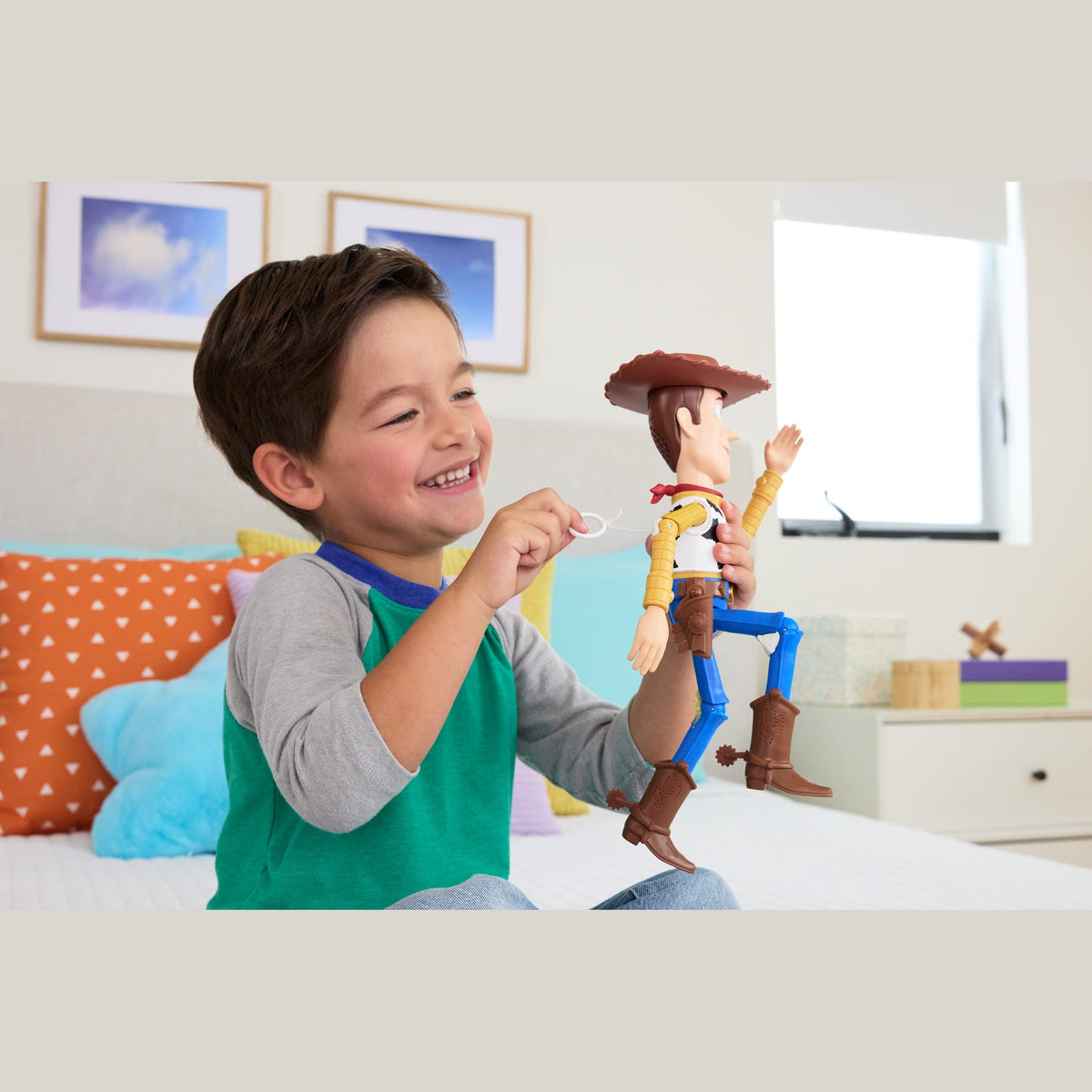 Mattel Disney Pixar Toy Story 5 Running Woody Feature Figure 12-Inch 194735352555