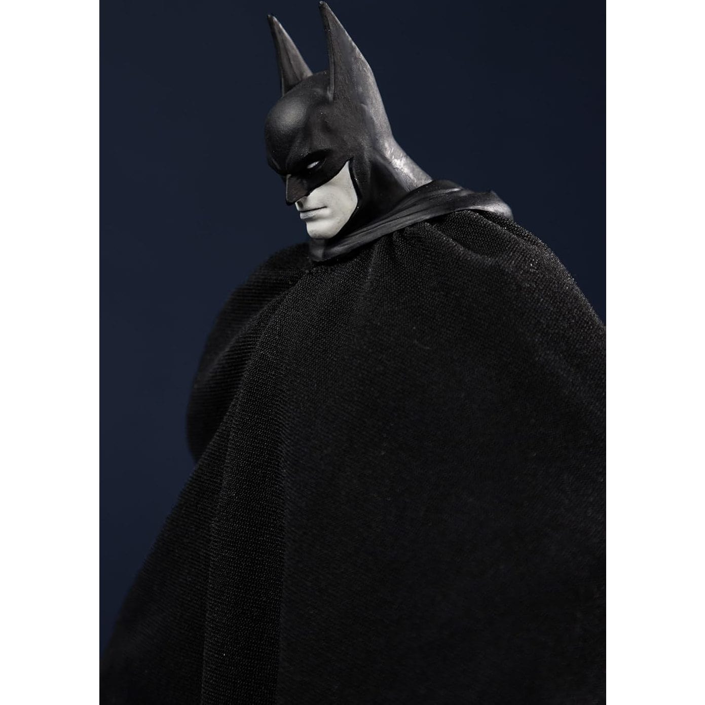 McFarlane Toys DC Multiverse Action Figure Batman (Batman: Year Two) (Gold Label)