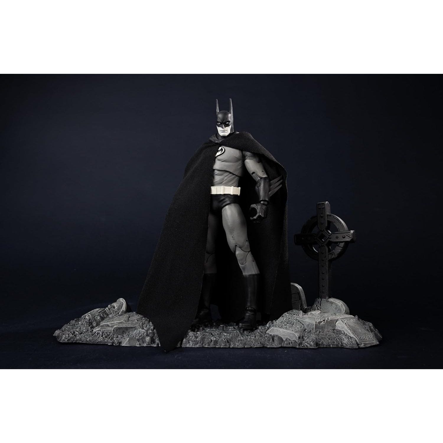 McFarlane Toys DC Multiverse Action Figure Batman (Batman: Year Two) (Gold Label)