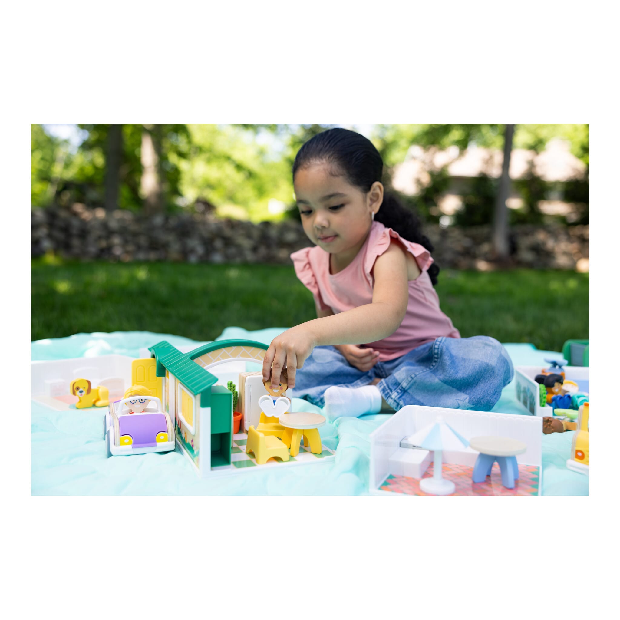Melissa & Doug Cheery Lane House Wooden Play Set with Figures