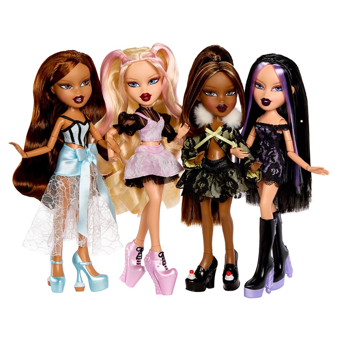 Bratz Stylin’ Birthdayz Sasha Fashion Doll with Customisable T-Shirt 35051596042