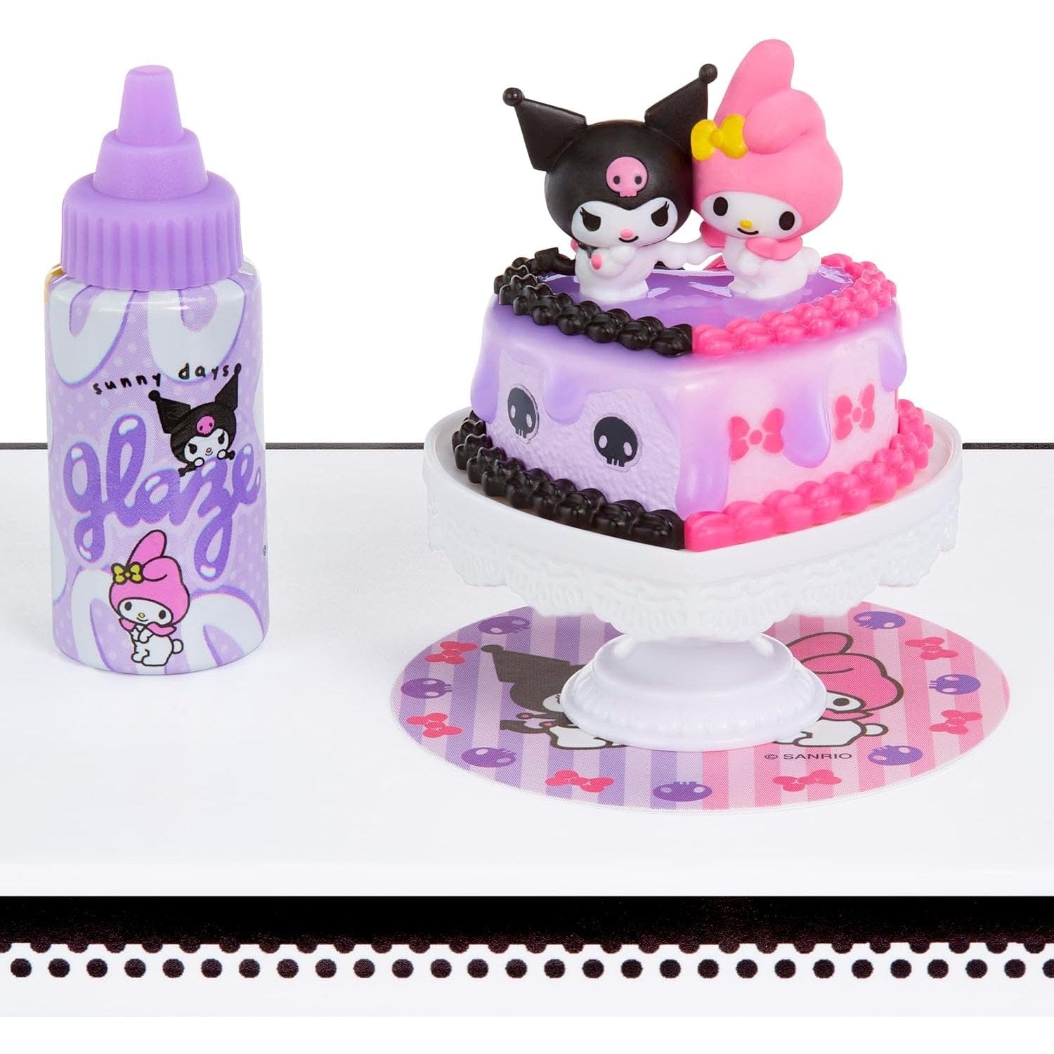Miniverse Make It Mini Food Hello Kitty® Assortment (1 Chosen at Random) 0035051547235