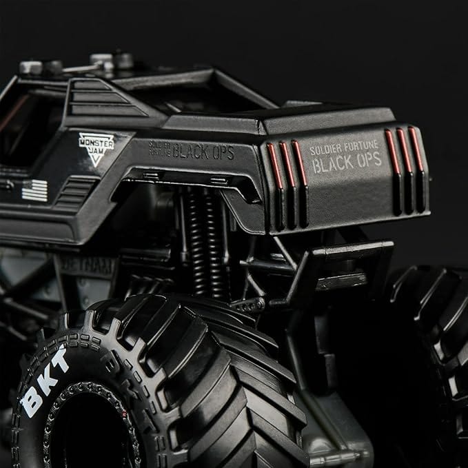 Monster Jam - 1:64 Diecast Truck - Series 42 - Arena Favorites - Soldier Fortune Black Ops 778988553480