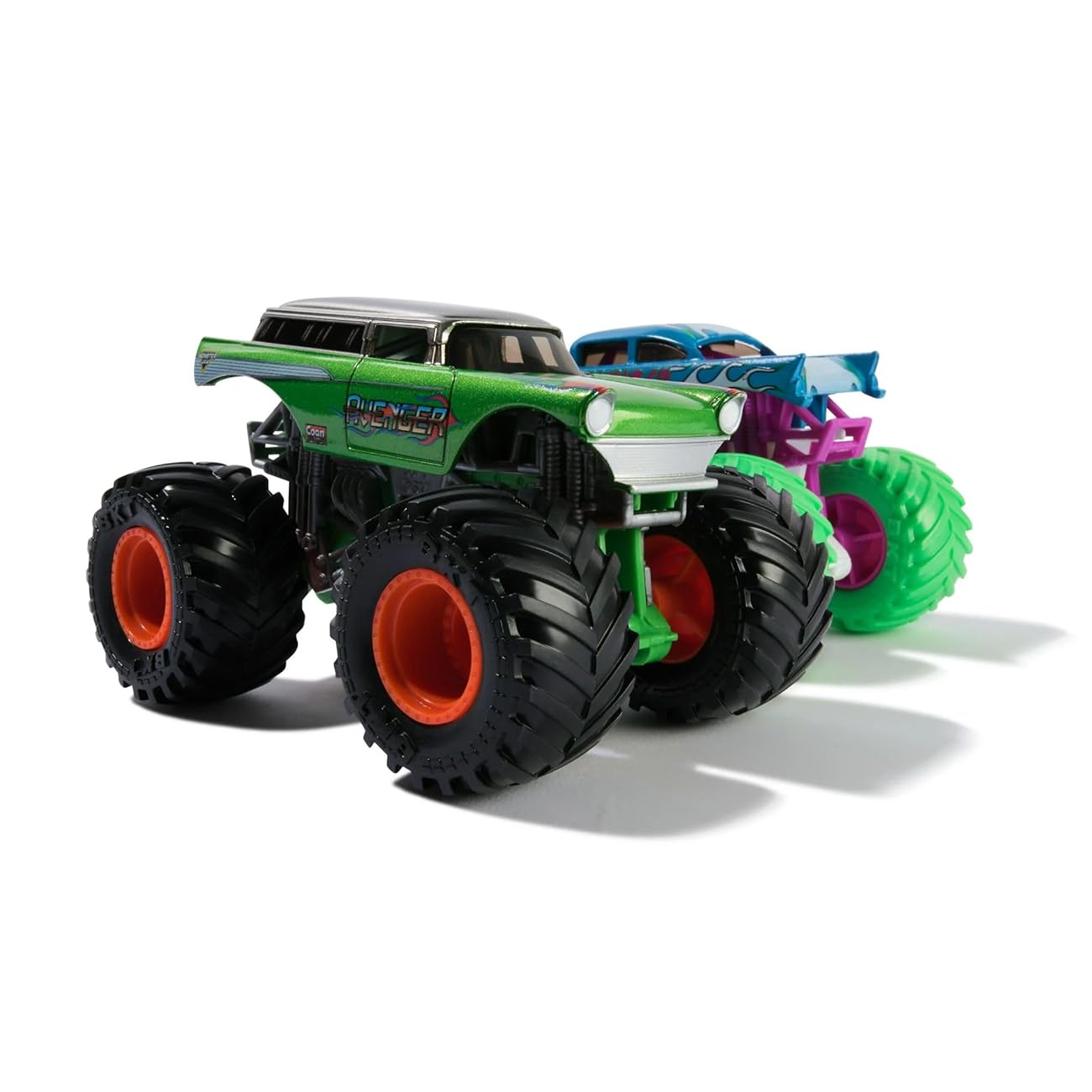 Monster Jam - 1:64 Series 33 - Avenger Vs Avenger 778988380574