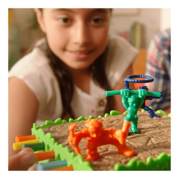 Spin Master: Kinetic Sand Sink & Sand Game 778988427040