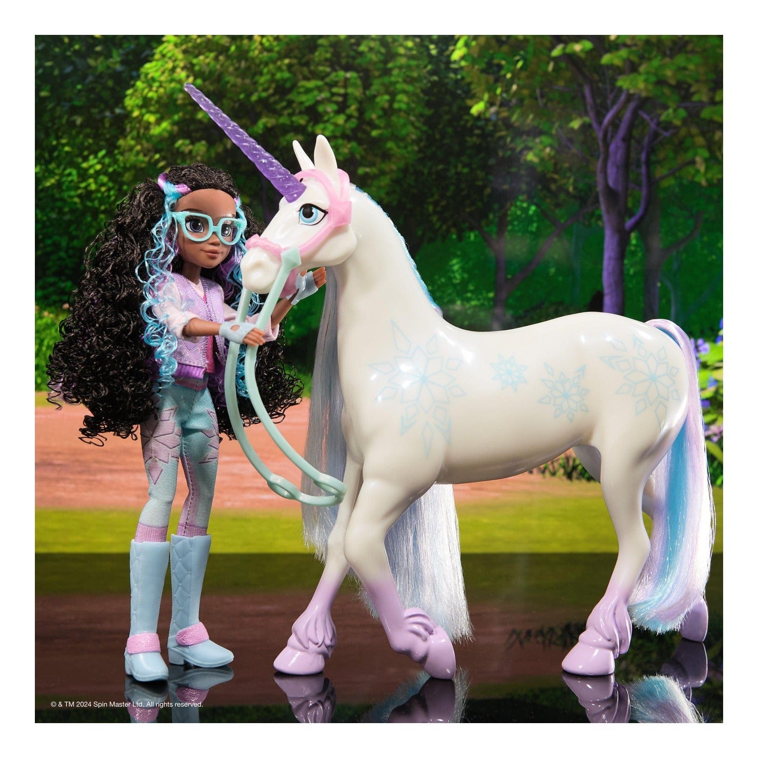 Unicorn Academy – Fashion Doll Layla Playset 681147036574