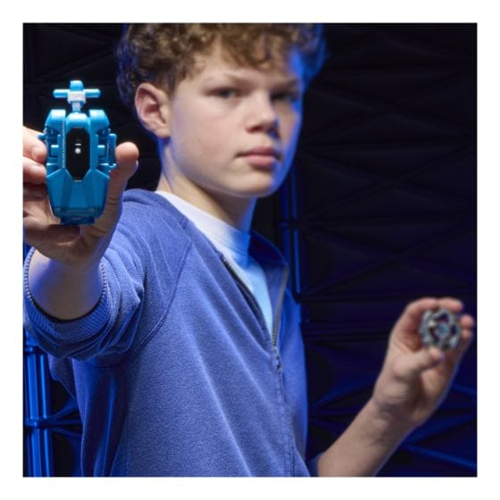 Beyblade X Cobalt Dragoon 2-60C Launcher Set 5010996290021