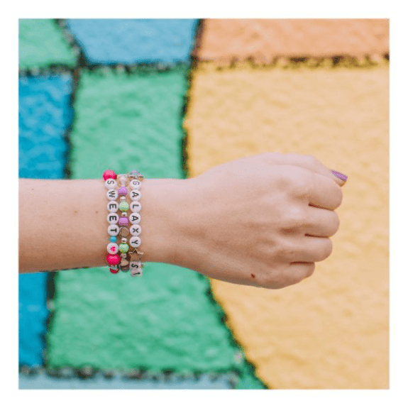 Make it Real: Block & Rock Charm Bracelets - Lennies Toys