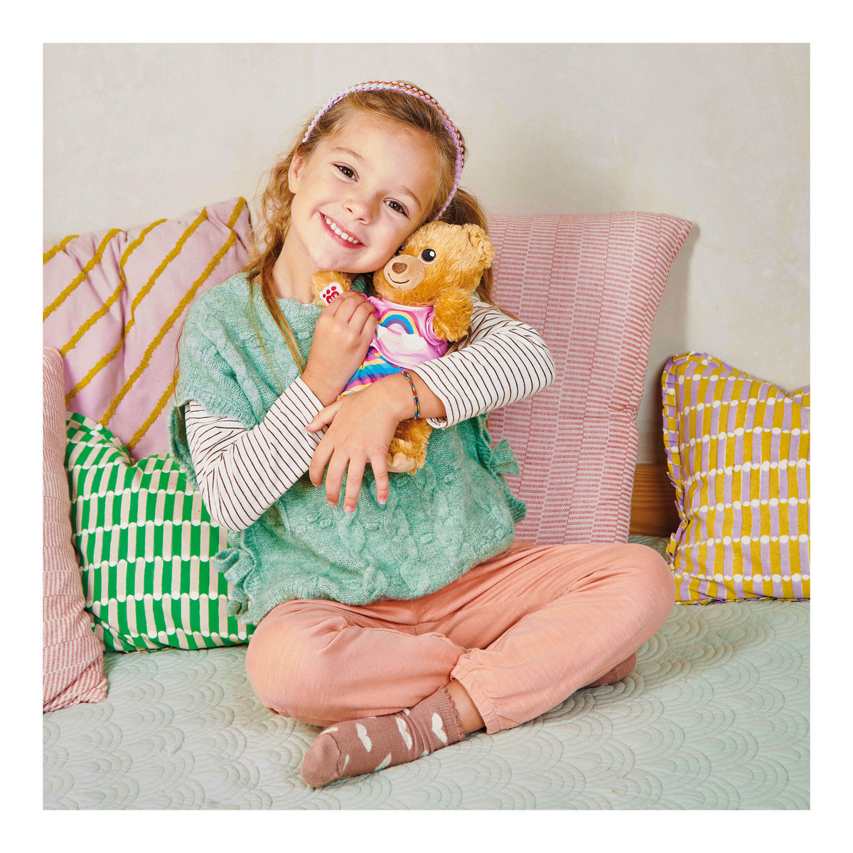 Casdon Build-A-Bear Workshop Furtastic Rainbow Bear & Outfit Pack