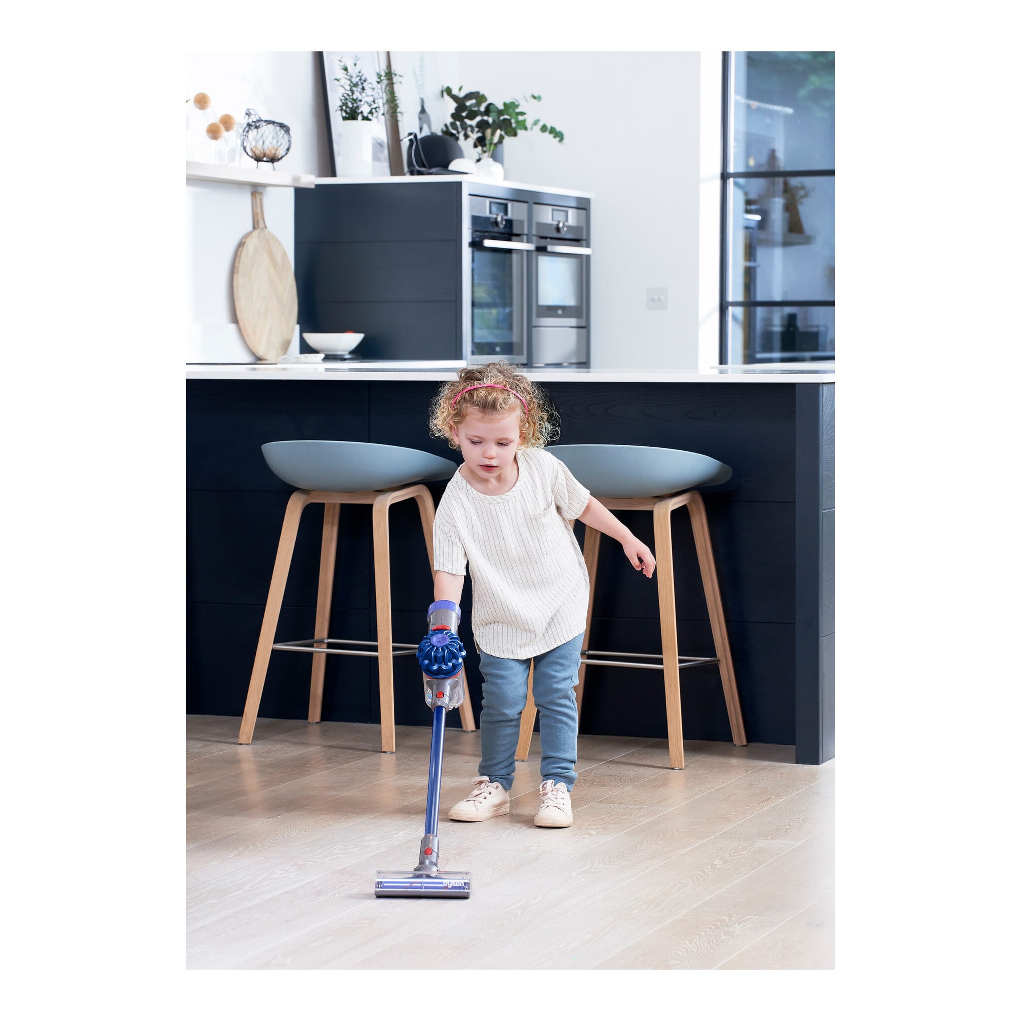 Casdon Dyson Cordless Vacuum Cleaner Toy - Pink