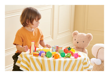 Casdon 44-Piece Play Food Set – 143%2061850%20(5)