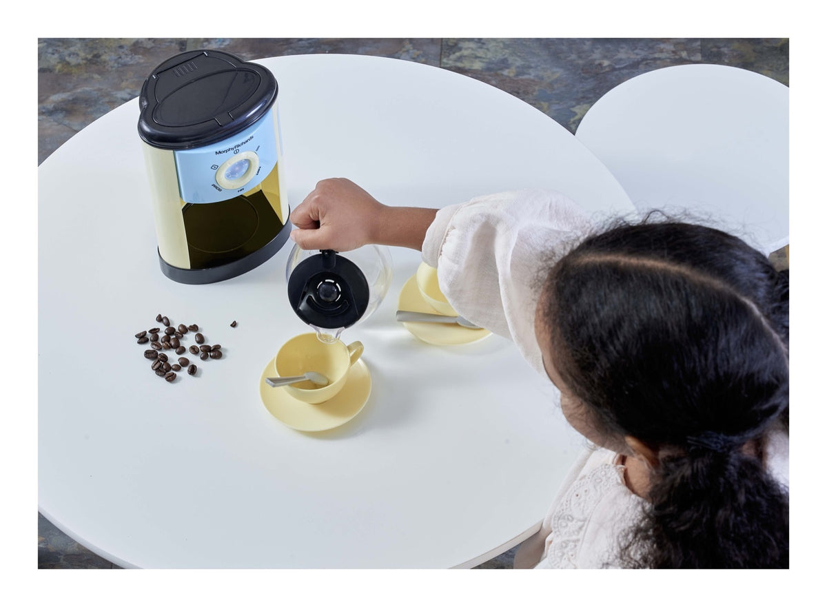 Casdon Morphy Richards Coffee Maker & Cups Pretend Play Set – 143%2065050%20(4)