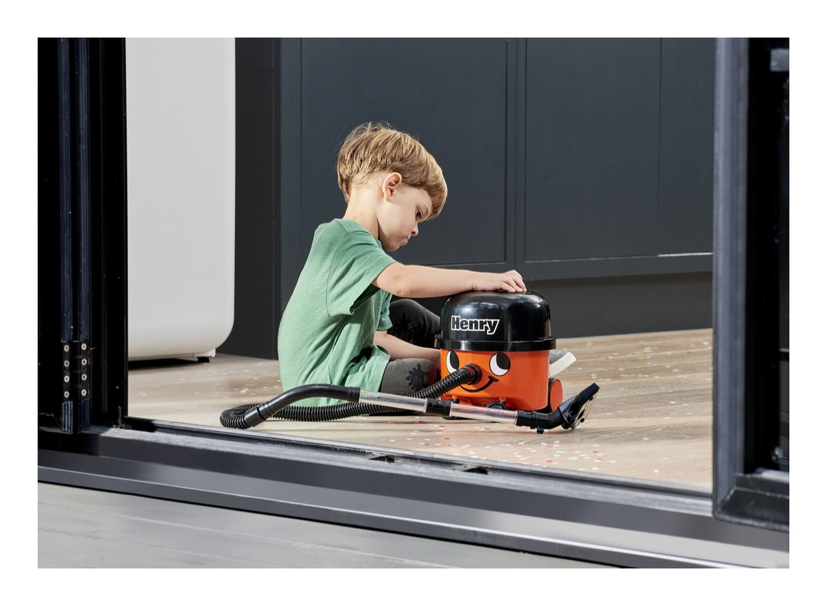 Casdon Henry Toy Vacuum Cleaner with Working Suction – 143%2072860%20(6)