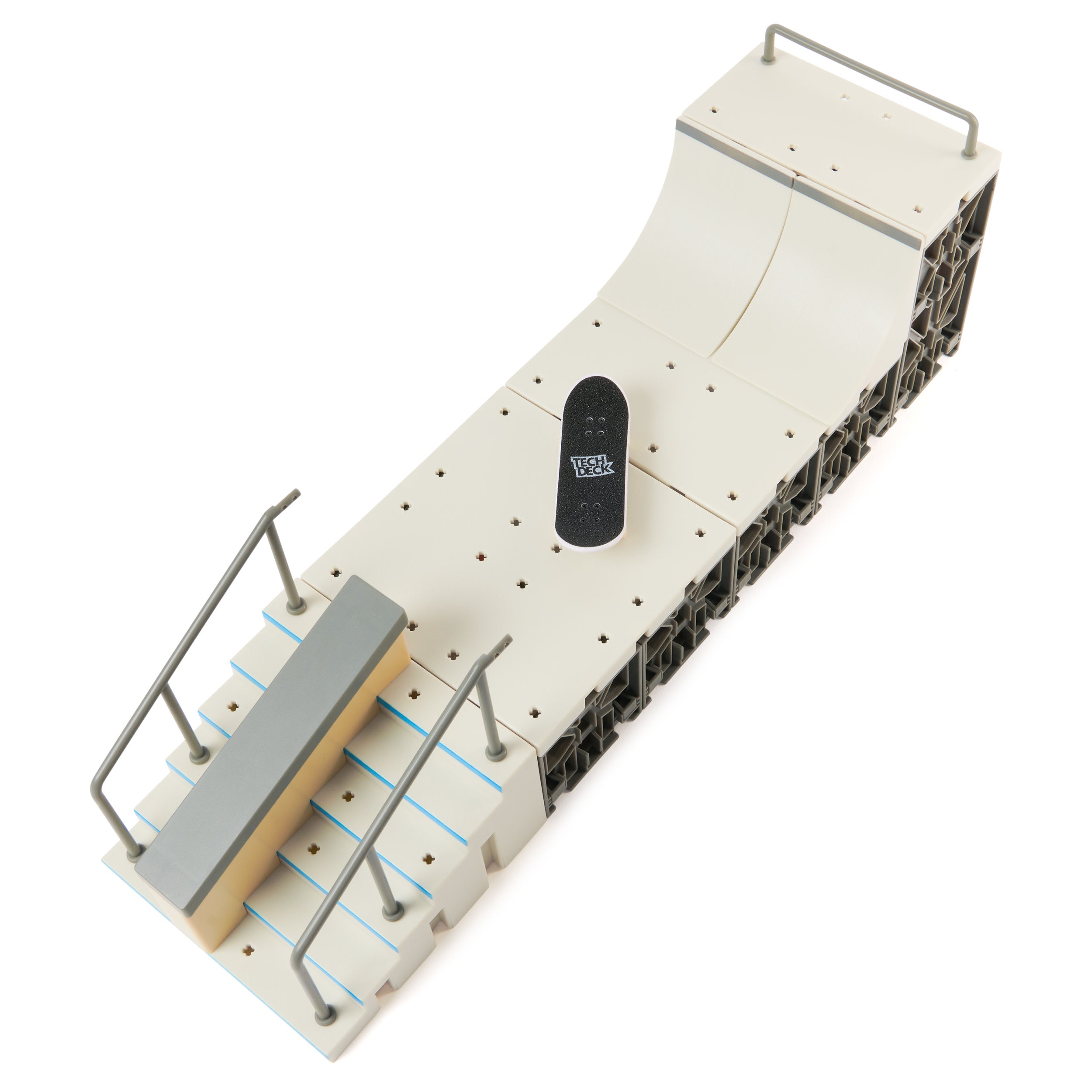 Tech Deck Primitive X-Connect Plus Skate Park with Fingerboard