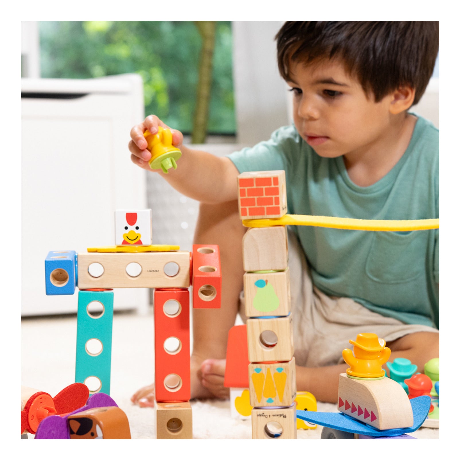 Melissa & Doug Blockables Town Building Set – 73 Pieces