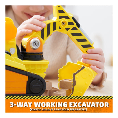 Close-up of the bulldozer’s three-way articulated excavator arm and bucket